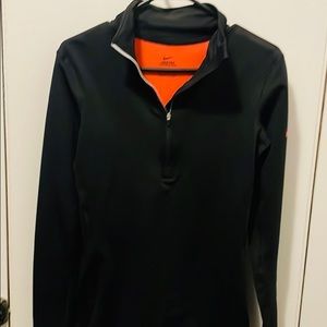 Nike Pro black hyper warm 1/4 zip